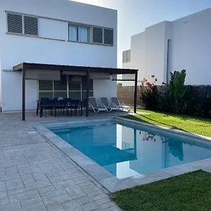 Villa D’aina * Propiedad Privada Con Piscina, Cala'N Bosch (Menorca)